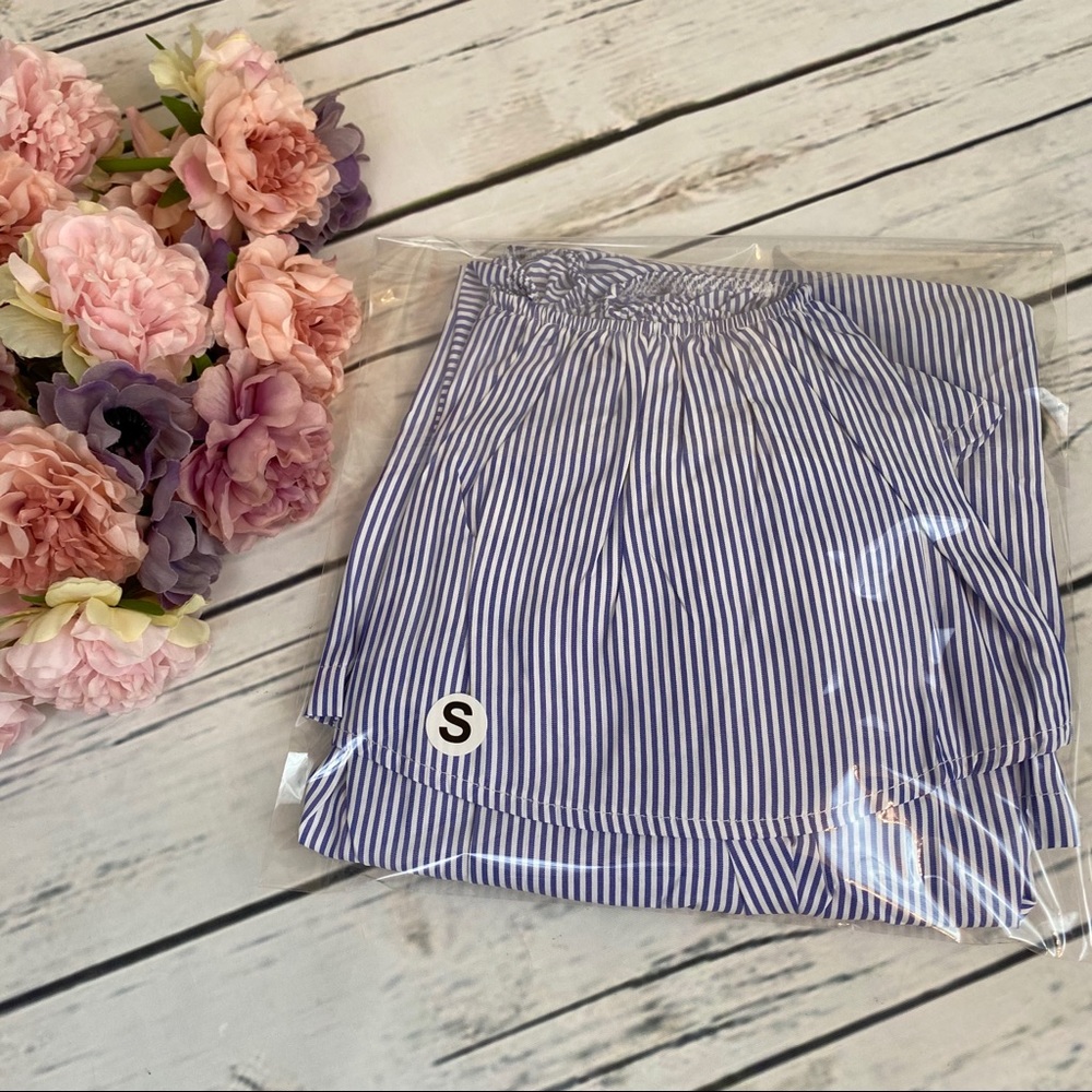 Blue Striped Off Shoulder Jumpsuit with Tie Waist - Picture 13 of 14